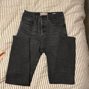 Everlane black jeans— 27 ankle